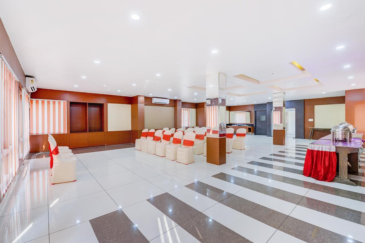 Oyo 13521 Sudhriti Hotel シリグリ エクステリア 写真