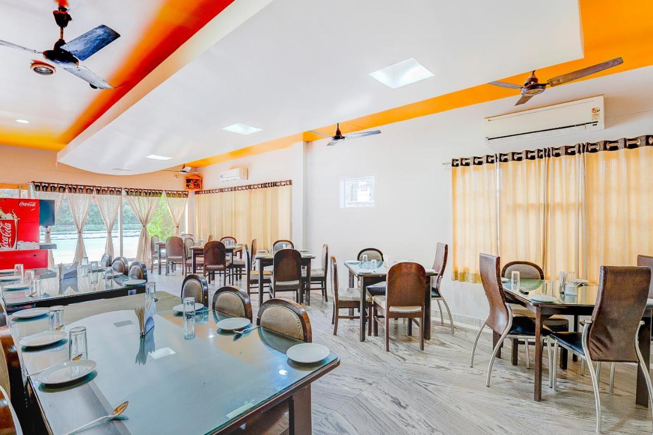 Oyo 13521 Sudhriti Hotel シリグリ エクステリア 写真